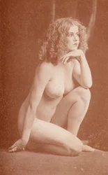 Art nudiste : Cynthia