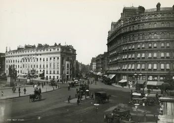 Carte postale avec une image de West Strand