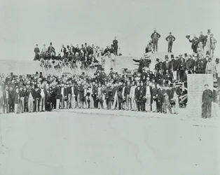 Égout de Southern Outfall, Crossness: dignitaires sur le site, 1865