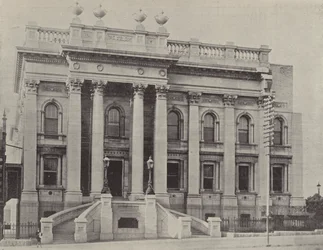 Les maisons du Parlement, Adélaïde