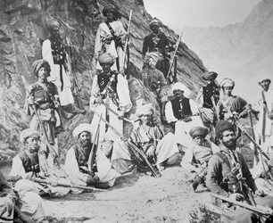 Le Khan de Lalpura avec certains de ses guerriers