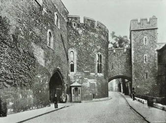 Tour de Londres, Tower Hill : La Tour Sanglante, 1890