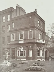 Vue de la maison de jardin de Clements Inn, 1885