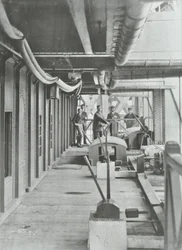 Ferry de Woolwich : plateforme de levier hydraulique du ponton nord, 1896