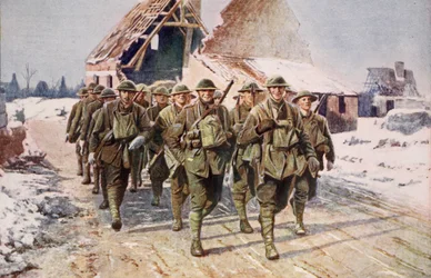 Troupes britanniques en marche dans des conditions hivernales, 1914-19