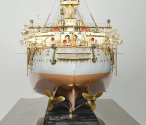 Modèle de constructeur du cuirassé japonais "Hatsuse", c.1890-99