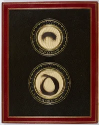 Couverture intérieure avant, avec des mèches de cheveux de Percy Bysshe Shelley et de sa femme Mary Shelley
