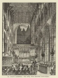 Cathédrale de St Albans, la nef, avec écran de jubé restauré
