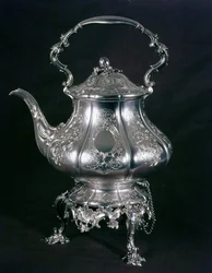 Théière et bouilloire avec support de lampe et brûleur par Messrs. Barnard, Londres, 1852