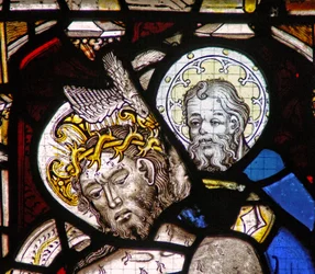 La fenêtre Est (Ew) représentant la Trinité et le donateur John Walker
