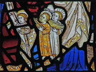 Fenêtre Ew représentant Sainte Marie Cléophas, Alphaeus et leurs enfants
