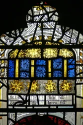 Fenêtre N3 représentant les Quinze Derniers Jours du Monde (la fenêtre du Pryke de Conscience) : les étoiles tombent