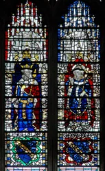 Fenêtre c19 représentant un roi et un archevêque