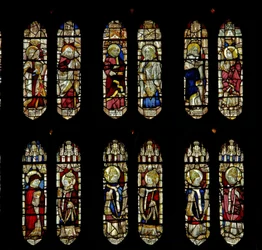 Fenêtre représentant des saints