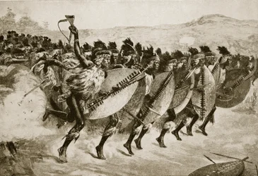 Les Zoulous avançant pour attaquer à Kambula Hill, 29 mars 1879