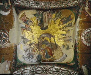 La jeune Vierge est conduite au Temple par ses parents ...