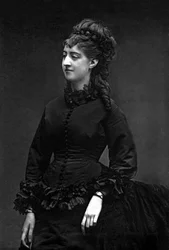 Hyacinthe Derval, comédienne française, photo par Carjat