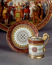 Tasse et soucoupe en porcelaine servant de chocolat. Réalisé par Etienne Charles Leguay (1762-1846) 1835 Sèvres, manufacture de porcelaine