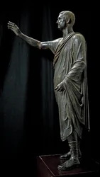 Art romano-étrusque : statue en bronze d