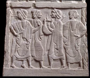 Scène de danse, bas-relief de pierre tombale en marbre