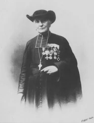 Monseigneur Lanusse, vers 1893
