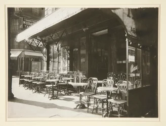 Café - Avenue de la Grande Armée