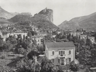 Arco (photo n/b)