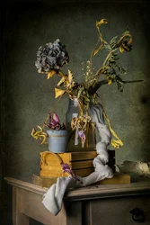 Nature morte vintage avec des fruits secs