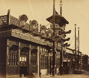 Boutiques et rue, ville chinoise de Pékin, octobre 1860