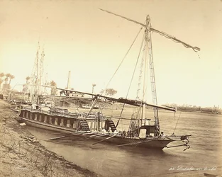 Bateau égyptien sur le Nil, en Égypte
