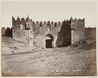 Porte de Damas à Jérusalem, no 287