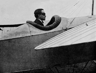 Un grand pilote de vol de campagne : M. W. B. Rhodes-Moorhouse, 1912 1933