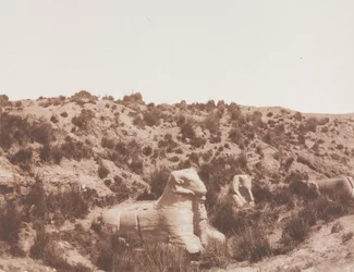 Sphinxes à tête humaine et à tête de bélier à Point Y. Karnak Thèbes, 1851-1852