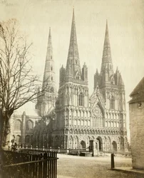 Cathédrale de Lichfield, Staffordshire, vers 1860