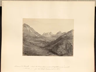 Mont Horeb (Sinaï), "et la montagne était toute en fumée, car l