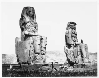 Les colosses de Memnon, Thèbes, Égypte, 1860
