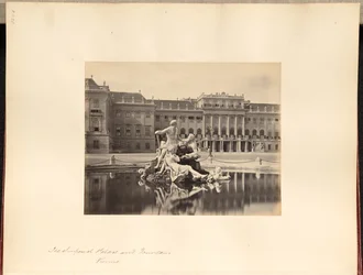 Palais impérial et fontaine, Vienne