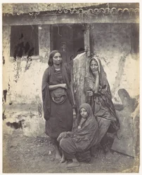 [Trois femmes des Indes orientales]