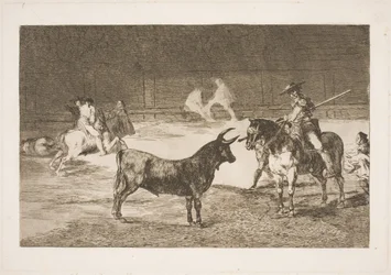 Le célèbre picador, Fernando del Toro, provoque le taureau furieux avec sa lance