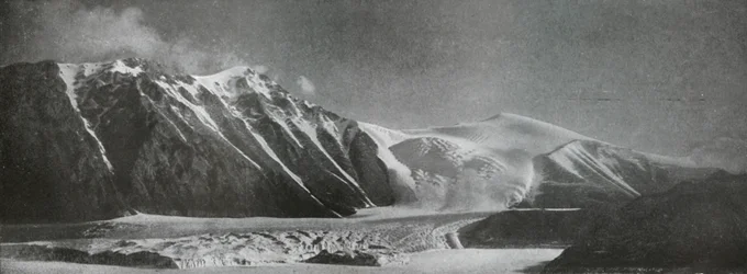 Mont England et le nouveau glacier, vers 1911, 1913