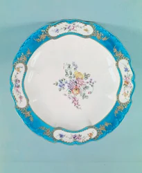 Assiette décorée d