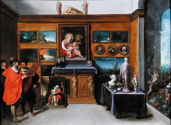 Un intérieur avec une collection de peintures