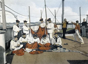 Marine française, fin du 19e siècle : réparation des pavillons - Bibl. des Arts déco.