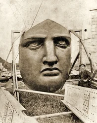 La construction de la Statue de la Liberté, détail du visage, vers 1876