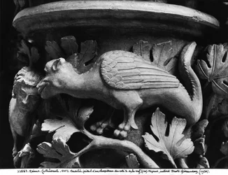 Basilic, chapiteau de la cathédrale Notre-Dame de Reims (moulage en plâtre)