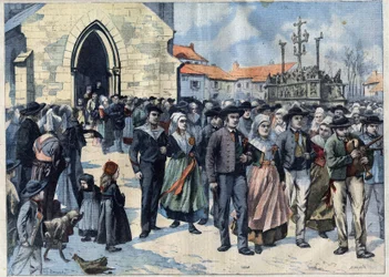 Coutume bretonne : Mariage traditionnel à Plougastel (Finistère, Bretagne). Les mariés quittent l