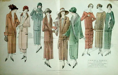 Robes et manteaux pour femmes, de 