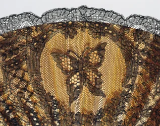 Papillon brodé, détail d