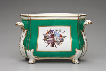 Vase à fleurs, Manufacture de porcelaine de Sèvres