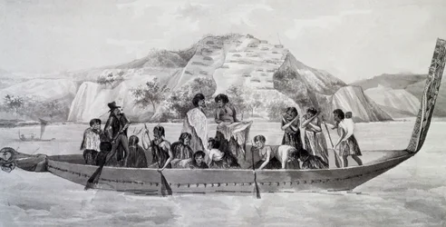 Indigènes néo-zélandais sur pirogue avec village fortifié en arrière-plan, 10 avril